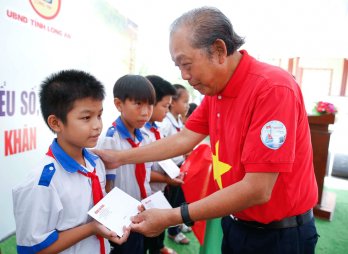 Khánh thành ‘Đường cờ Tổ quốc’ tại Khu Di tích lịch sử Quốc gia khu vực Đồn Long Khốt