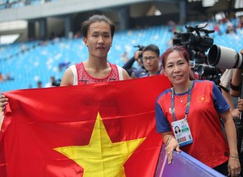 Trần Thị Nhi Yến giành Huy chương Bạc cự li 200m nữ tại SEA Games 32