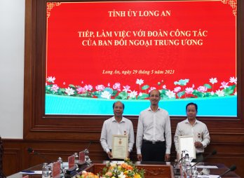 Ban Đối ngoại Trung ương làm việc tại Long An