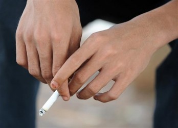 Symposium urges youths to quit smoking