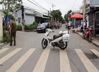 Tạm ngưng lưu thông Đường tỉnh 826C, đoạn qua khu vực sạt lở huyện Cần Giuộc