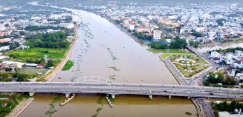 Bất động sản với những khó khăn và tiềm năng phát triển