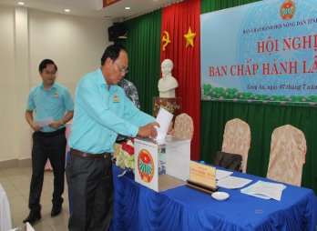 Hội Nông dân Việt Nam tỉnh Long An tổ chức Hội nghị Ban Chấp hành lần thứ 14