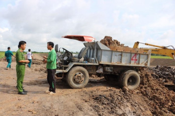 Kiên Giang: Bắt quả tang nhóm đối tượng khai thác khoáng sản trái phép