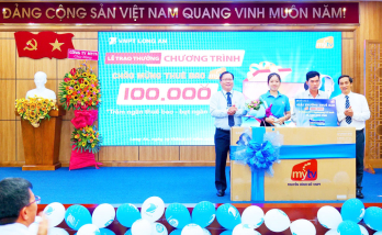 VNPT Long An: Trao thưởng chương trình 'Trăm ngàn thuê bao - Bạt ngàn quà tặng'