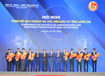 PM Pham Minh Chinh attends announcement of Long An province's investment planning and promotion