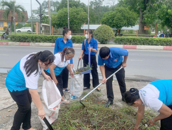 Tuổi trẻ Đức Hòa chung tay xây dựng đô thị văn minh