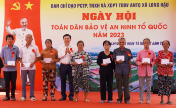 Long Hậu tổ chức Ngày hội toàn dân bảo vệ an ninh Tổ quốc