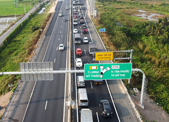 Thủ tướng chỉ đạo rà soát kết nối các tuyến cao tốc, phát huy hiệu quả đầu tư