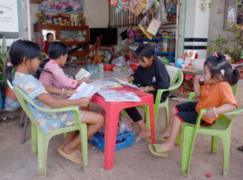 Ấm áp hai tiếng 'đồng bào'