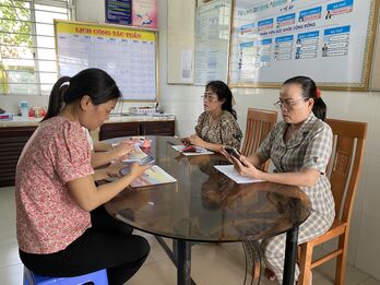 Trạm y tế xã Bình Thạnh ứng dụng công nghệ số chăm sóc sức khỏe người dân