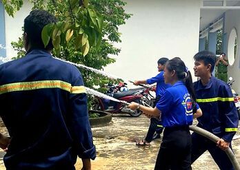 Cần Giuộc tuyên truyền và trải nghiệm thực hành phòng cháy, chữa cháy và cứu nạn, cứu hộ