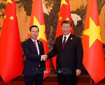 Vietnam considers relations with China as top priority: President