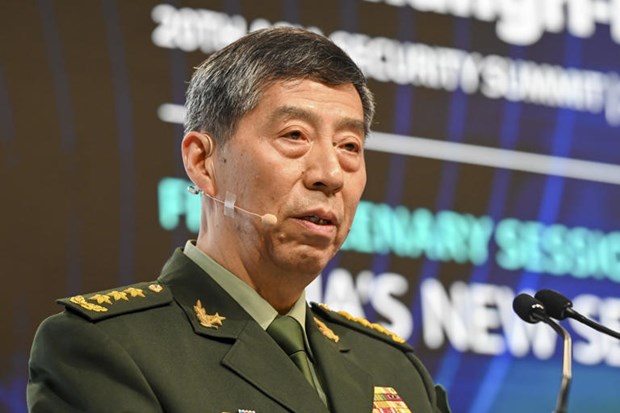 Bộ trưởng Quốc phòng Trung Quốc Lý Thượng Phúc phát biểu tại Singapore ngày 4/6. (Ảnh: AFP)