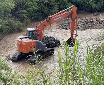 Lũ cuốn lật xe jeep ở làng Cù Lần, 3 du khách Hàn Quốc tử vong, mất tích