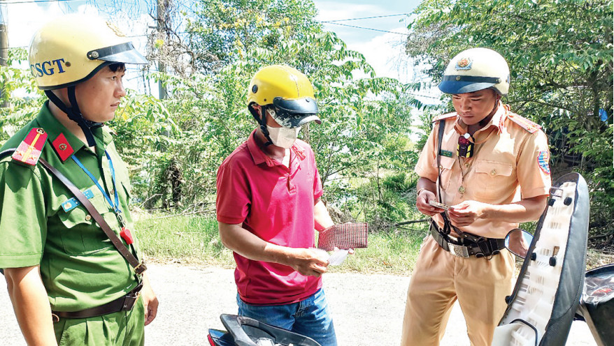 Tăng cường công tác tuần tra, kiểm soát, xử lý vi phạm trật tự, an toàn giao thông