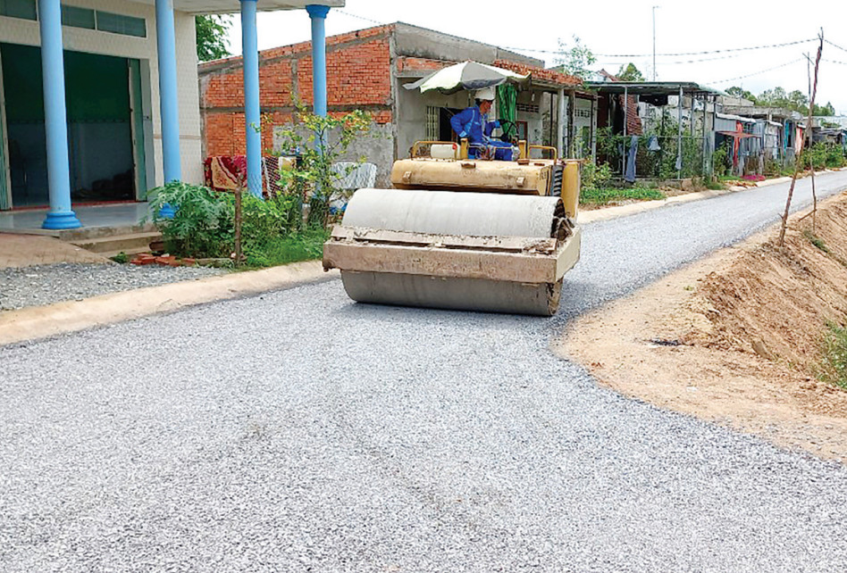 Hệ thống đường giao thông nông thôn được quan tâm đầu tư