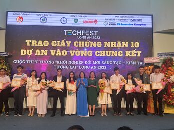 Trao giải cuộc khi 'Khởi nghiệp đổi mới sáng tạo - Kiến tạo tương lai Long An 2023'