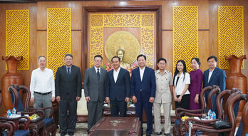 Secretary of Provincial Party Committee - Nguyen Van Dươc receives leaders of 4 Oranges Co. Ltd