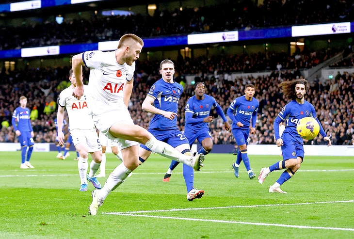 Tottenham (trái) cần chứng tỏ bản lĩnh trong giai đoạn khó khăn - Ảnh: REUTERS