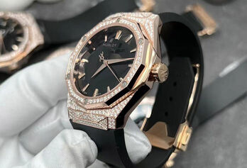 Đánh giá Hublot Orlinski - sang trọng và đẳng cấp