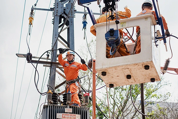 Điều chỉnh giá điện phản ánh đúng chi phí đầu vào - Ảnh: Q.ĐỊNH