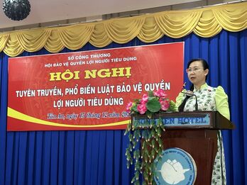 Hội Bảo vệ quyền lợi người tiêu dùng tỉnh Long An phổ biến Luật Bảo vệ quyền lợi người tiêu dùng