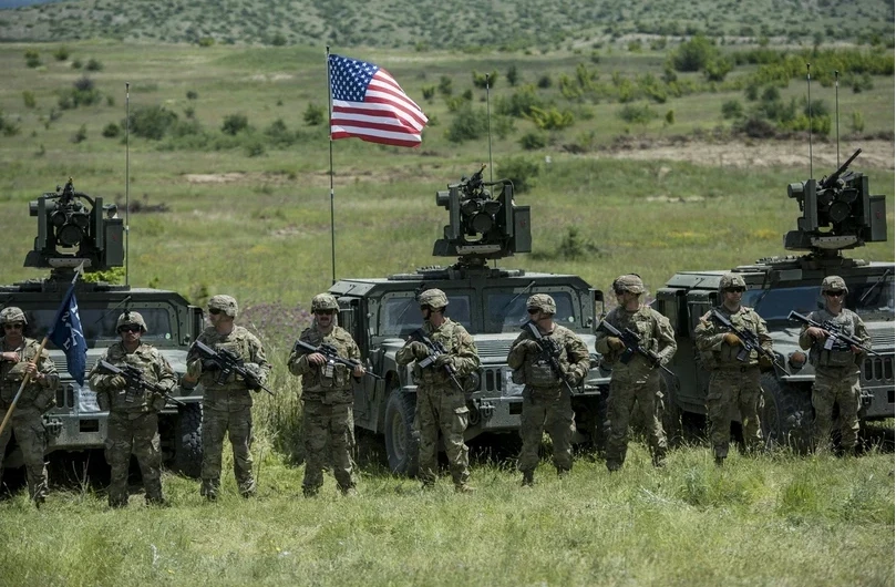 Binh sỹ Mỹ tham gia cuộc huấn luyện của NATO tại Negotino, Bắc Macedonia. (Ảnh: AFP/TTXVN)