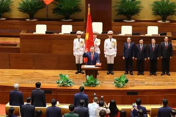 State President To Lam sworn in