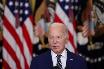 Wall Street Journal thông tin sốc về sức khỏe ông Biden, Nhà Trắng phản pháo