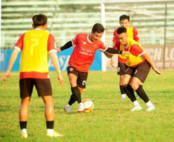 Long An – Phù Đổng Ninh Bình: Trở về sân nhà, tìm lại chiến thắng?