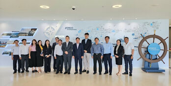 Long An province delegation visits Posco Group, Korea