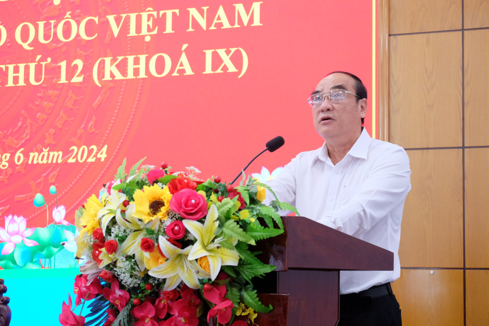 Ủy viên Ban Thường vụ Tỉnh ủy, Chủ tịch UBMTTQ Việt Nam tỉnh - Trương Văn Nọ phát biểu chỉ đạo tại hội nghị