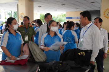 Vice Chairman of Provincial People's Committee - Pham Tan Hoa inspects exam areas in Tan An city