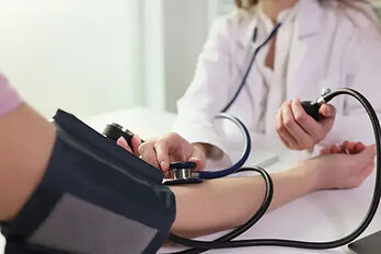 Phát hiện quan trọng: Cách kiểm soát huyết áp tốt nhất để ngừa đau tim, đột quỵ