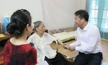 Ngành Bảo hiểm xã hội Việt Nam - Tập trung chi trả lương hưu theo mức hưởng mới