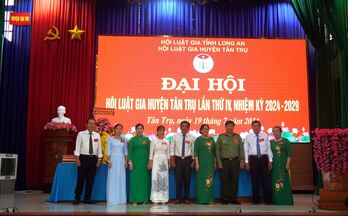 Bà Nguyễn Thị Kim Xuân tái đắc cử Chủ tịch Hội Luật gia huyện Tân Trụ khóa IV, nhiệm kỳ 2024-2029