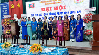 Bà Phạm Thị Lập được bầu làm Chủ nhiệm Câu lạc bộ con Gái - con Dâu họ Phạm tỉnh Long An