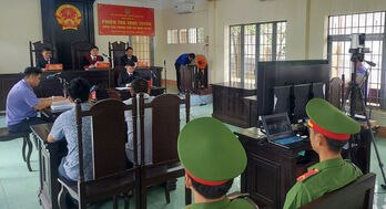 Tòa án nhân dân huyện Thạnh Hóa xét xử 2 vụ án hình sự