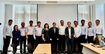 Long An delegation learns about semiconductor and microelectronics human resource development planning in Singapore