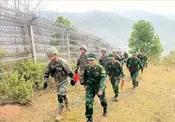 Vietnam, China striving for land border of peace, friendship, cooperation, development