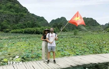 Vietnam hosts 1.43 million international tourists in August