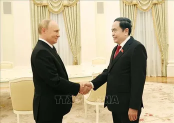 Top legislator's Russia visit contributes to deepening bilateral ties