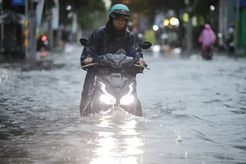 Miền Nam đón đợt mưa to kéo dài