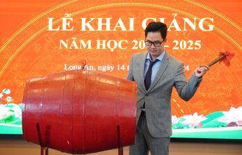 Trường Đại học Kinh tế Công nghiệp Long An khai giảng năm học 2024-2025