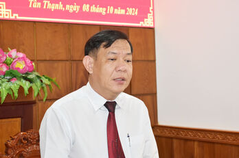 Ông Phan Văn Sang được bổ nhiệm chức vụ Phó Trưởng phòng Tài nguyên và Môi trường huyện Tân Thạnh