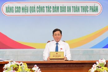 Thường trực HĐND tỉnh đối thoại nâng cao hiệu quả bảo đảm an toàn thực phẩm