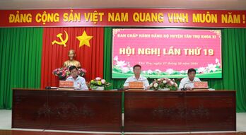 Tân Trụ: Đạt và vượt 9/17 chỉ tiêu Nghị quyết Huyện ủy năm 2024