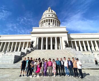 Vietnam - Cuba Friendship and Cooperation Association of Long An province visits the Republic of Cuba