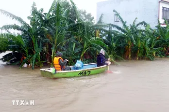 Bắc Bộ ngày nắng, các tỉnh từ Hà Tĩnh đến Quảng Ngãi có mưa rào